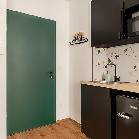 Διαμέρισμα Grand Downtown - Hegedus 8 *