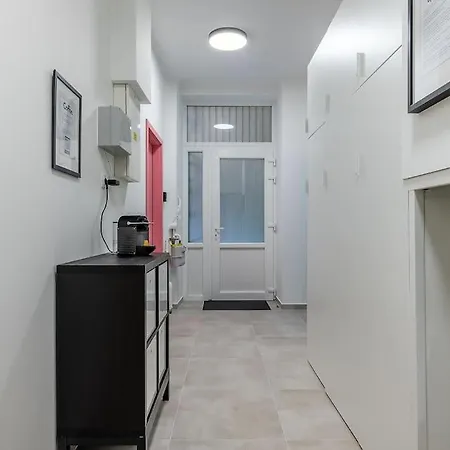 Grand Downtown - Hegedus 8 Appartement